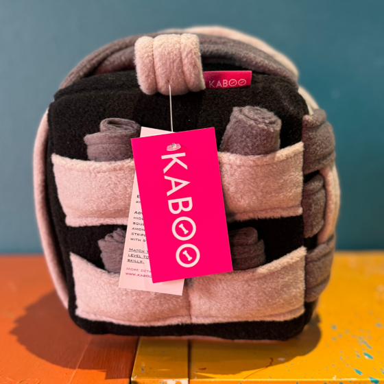 Cube de flair géant de Luxe Kaboo Back to Black